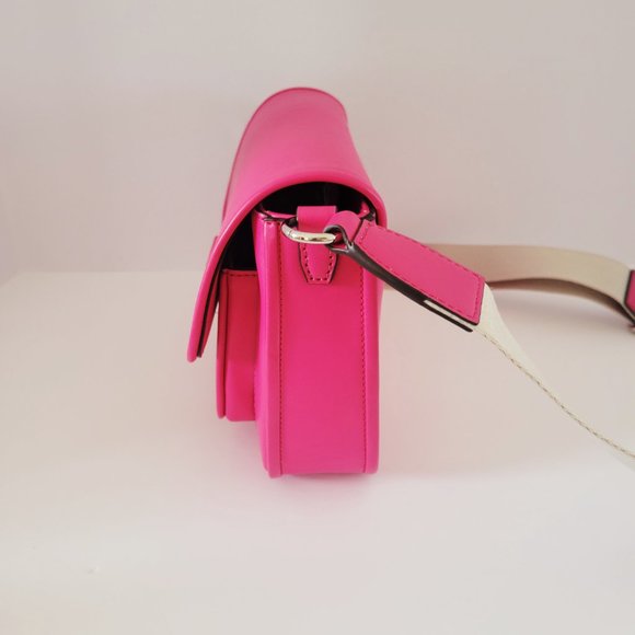 Michael Kors Bradshaw Medium Pocket Messenger Crossbody Handbag Dragonfruit - Picture 3 of 8